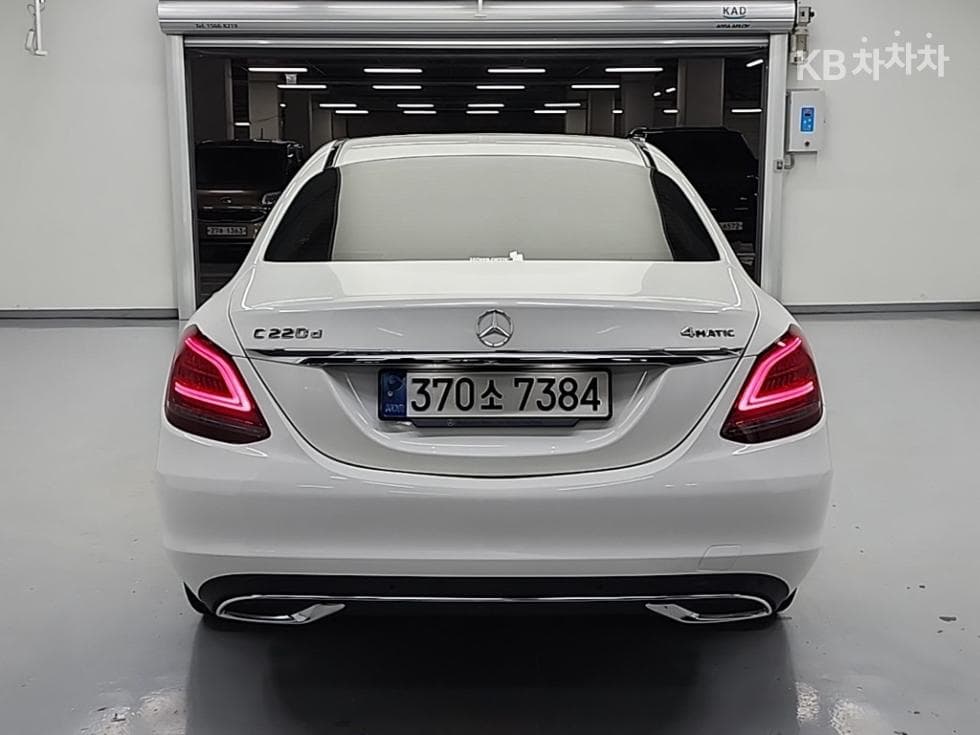 Mercedes-Benz The New (facelift) C-ClassC220 d 4Matic Avantgarde - 3