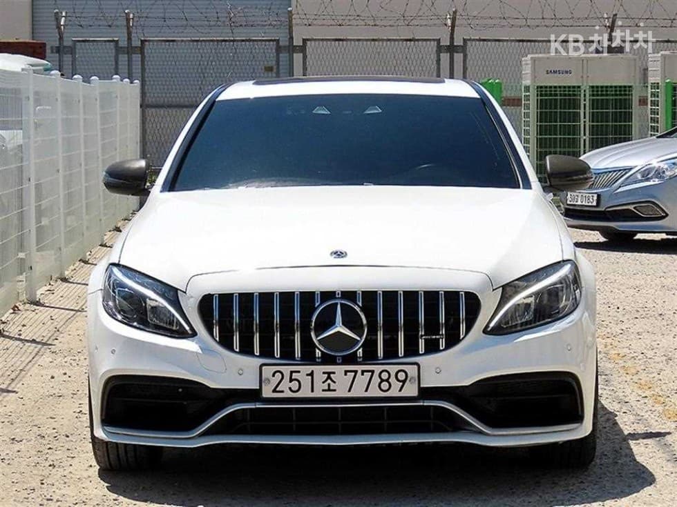 Mercedes-Benz The New (фейслифт) C-Клас C200 4Matic Exclusive - Image 1