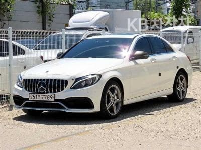 Mercedes-Benz The New (фейслифт) C-КласC200 4Matic Exclusive - 2