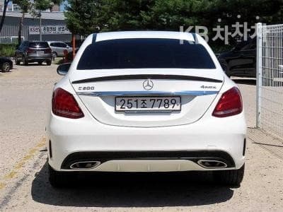 Mercedes-Benz The New (фейслифт) C-КласC200 4Matic Exclusive - 4