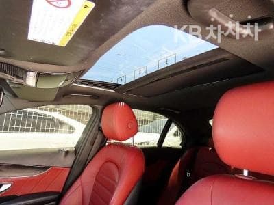 Mercedes-Benz The New (фейслифт) C-КласC200 4Matic Exclusive - 17