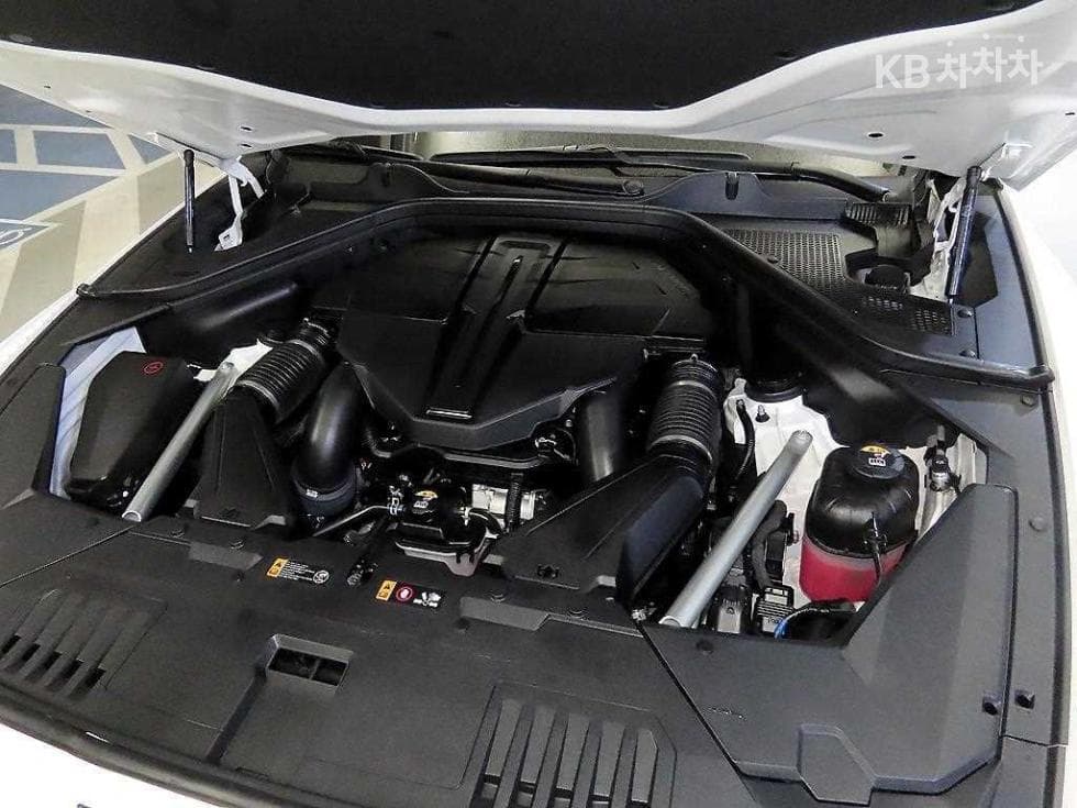Дженезис GV80 COUPE3.5 Бензин Турбо AWD Стандартен - 19