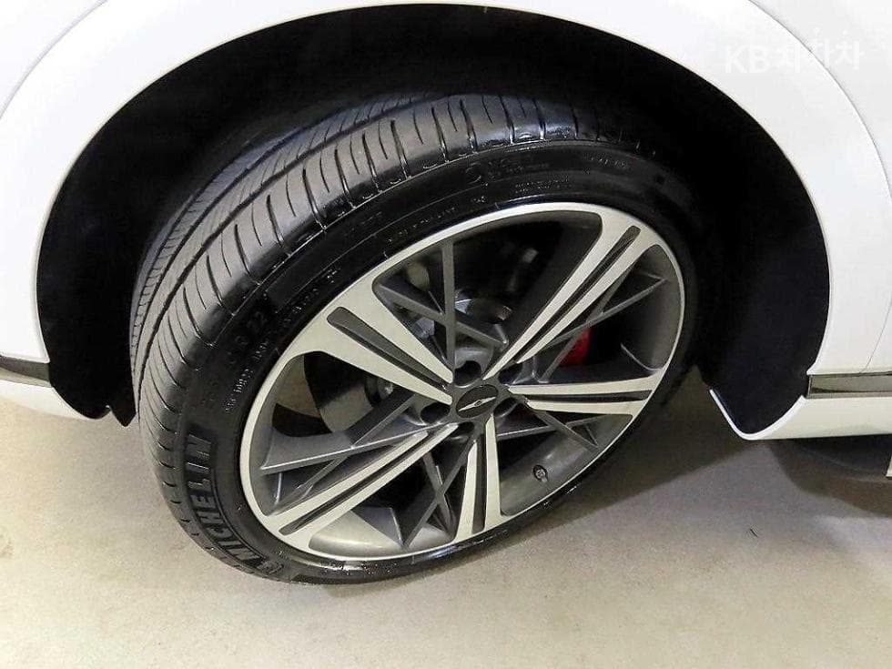 Дженезис GV80 COUPE3.5 Бензин Турбо AWD Стандартен - 20