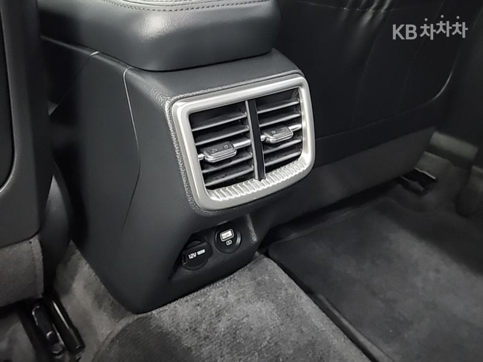 Kia K5 3rd Gen2.0 Gasoline Prestige - 13