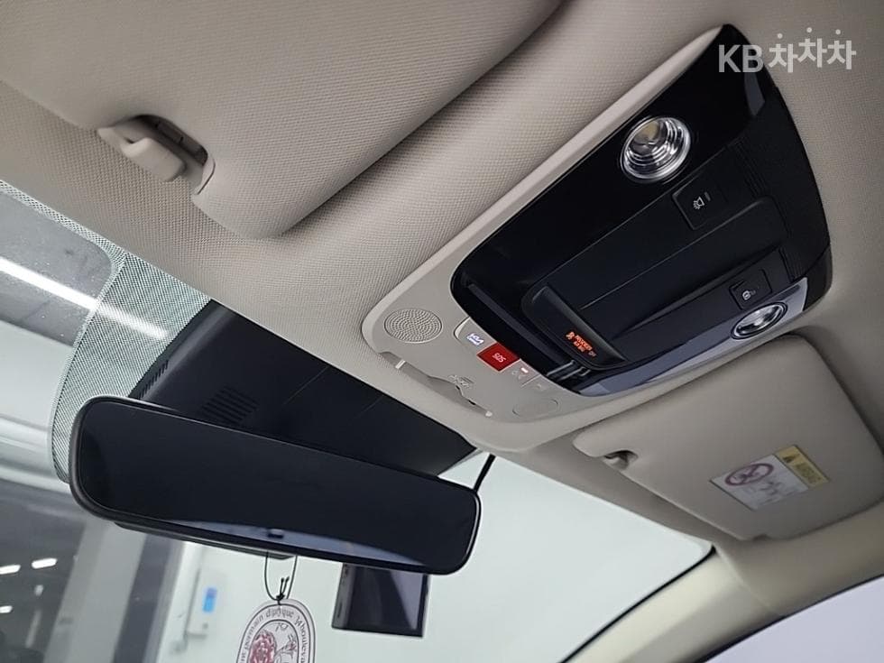 Kia K5 3rd Gen2.0 Gasoline Prestige - 16