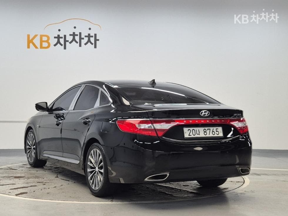 Hyundai Grandeur (Azera)HGHG300 Premium - 2