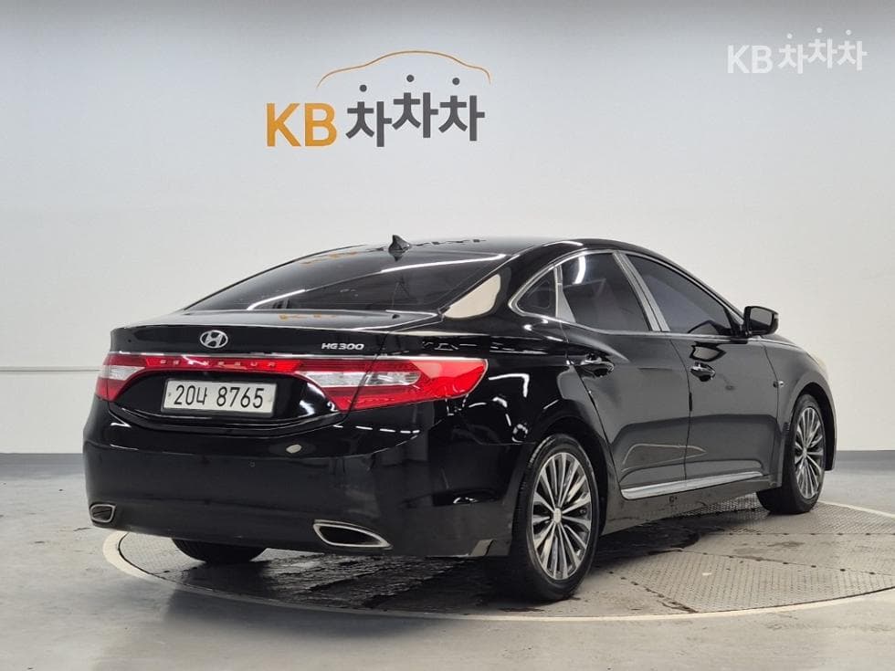 Hyundai Grandeur (Azera)HGHG300 Premium - 3