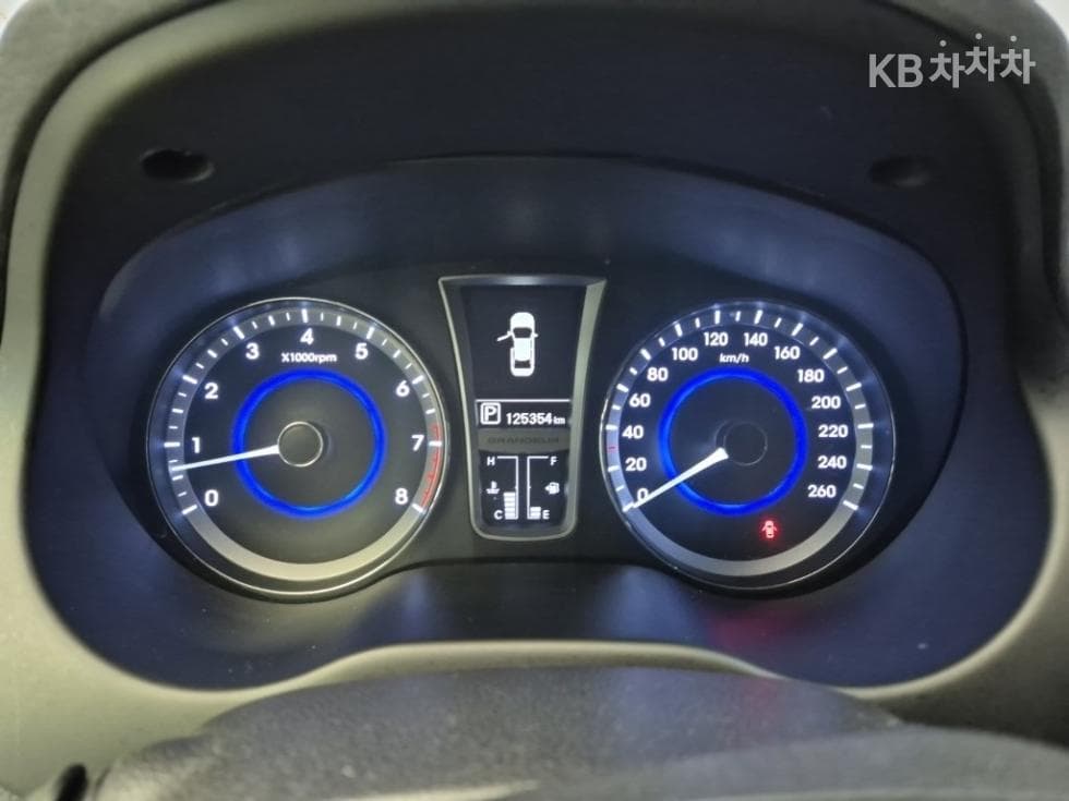 Hyundai Grandeur (Azera)HGHG300 Premium - 6