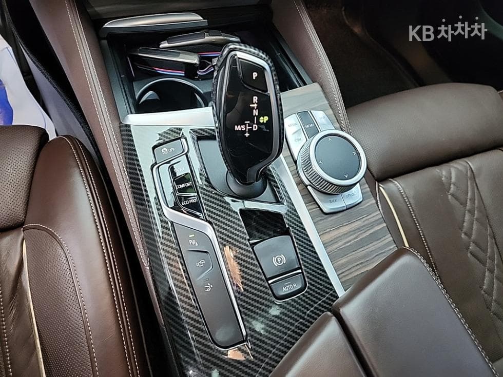BMW Gran Turismo6 Series GT 620d (G02) Luxury - 8