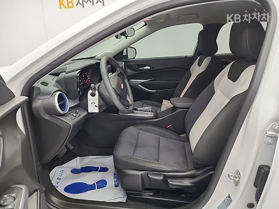 Джи Ем Корея Trax Кросоувър1.2 Бензин 2WD LS - 11