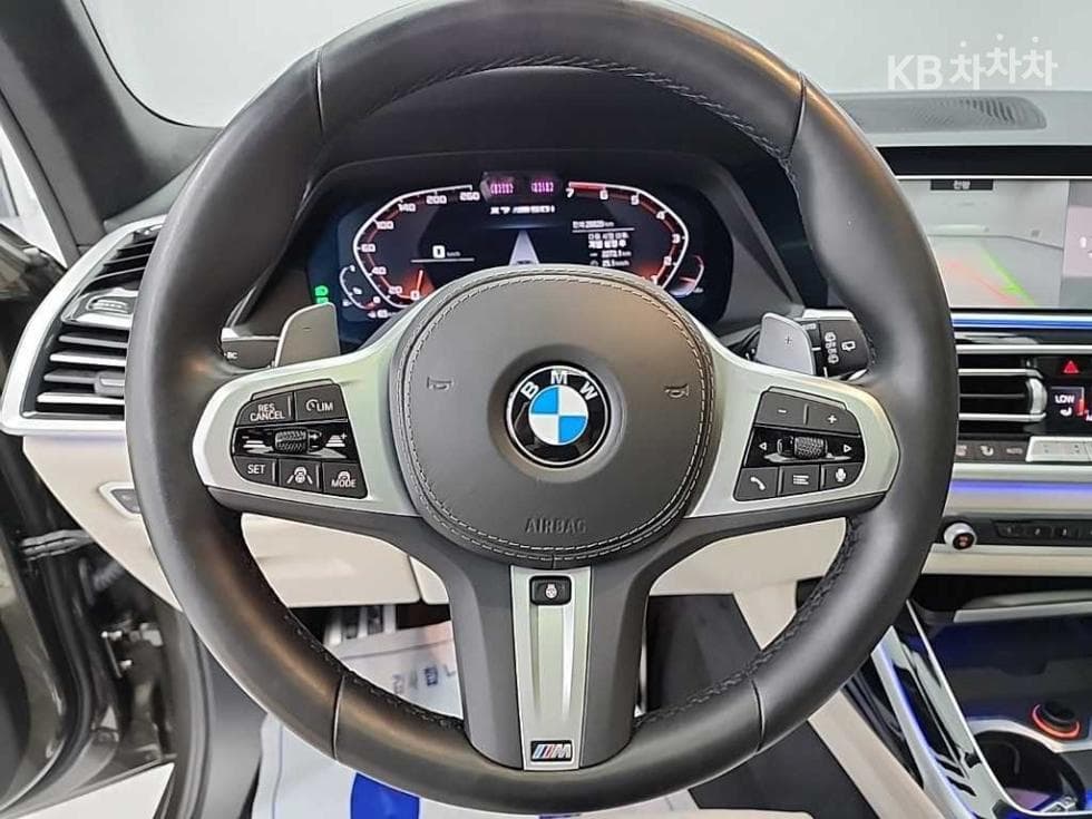 BMW X7(G07)M50i Standard - 9