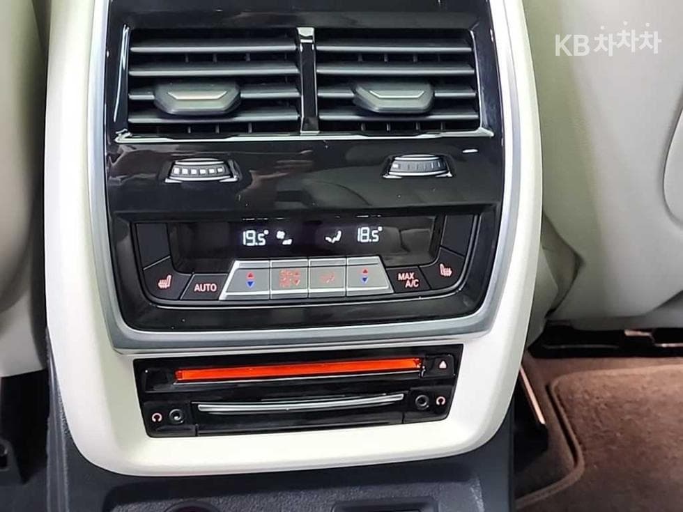 BMW X7(G07)M50i Standard - 13
