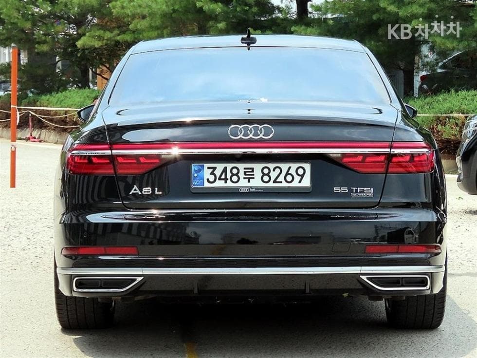 Ауди A8 (D5)55 TFSI Quattro LWB - 4