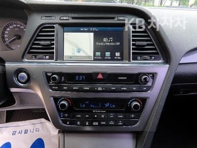 Хюндай Соната LF Хибрид2.0 HEV Premium - 13
