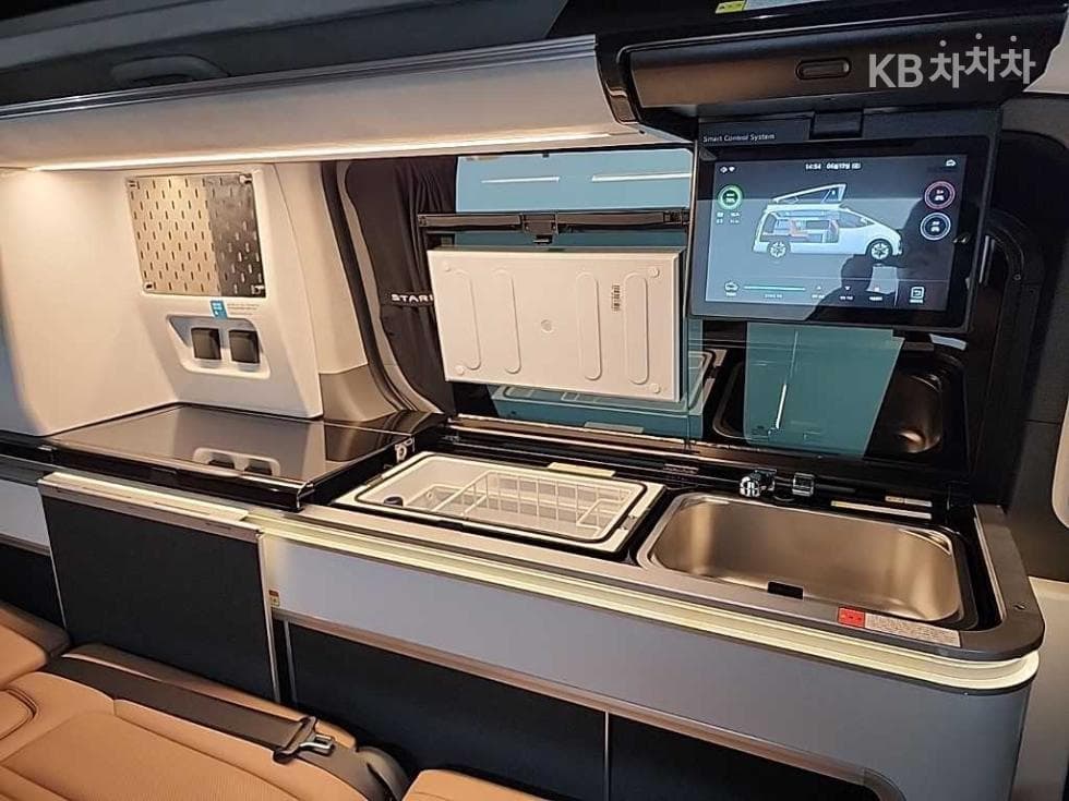 Хюндай Staria Lounge 캠퍼Camper 4 2WD Prestige - 15