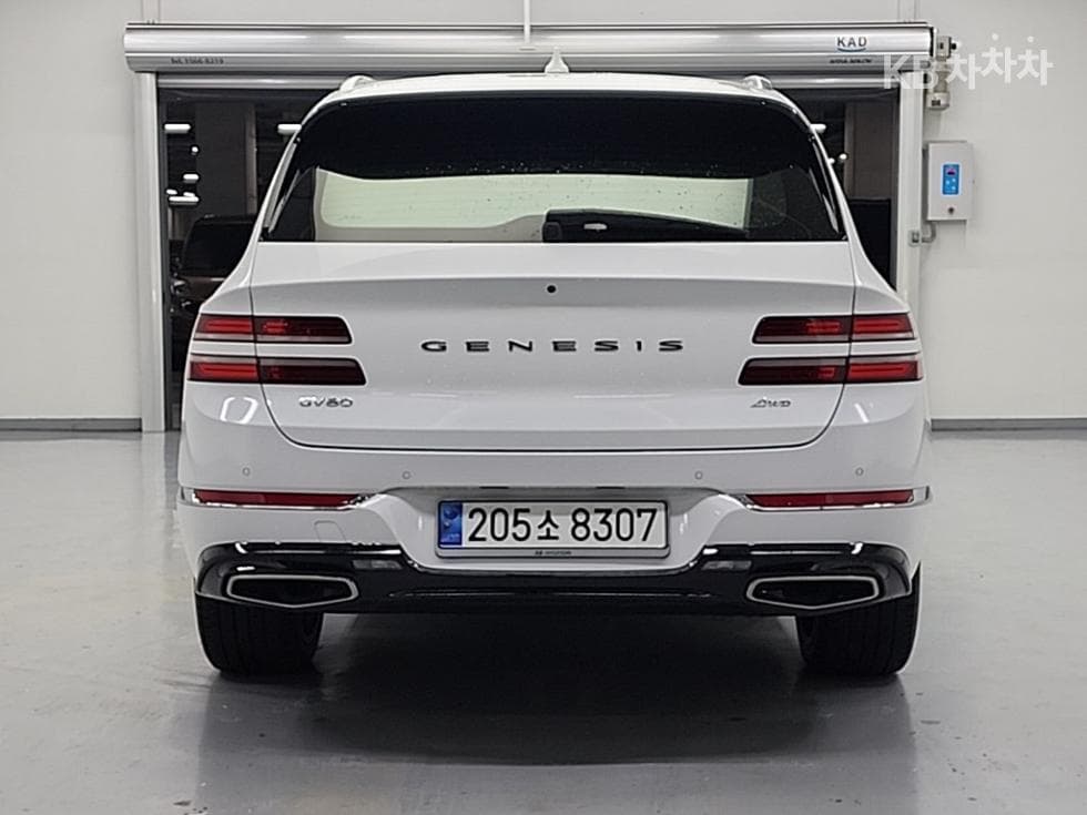Genesis GV802.5 Turbo Gasoline AWD - 3