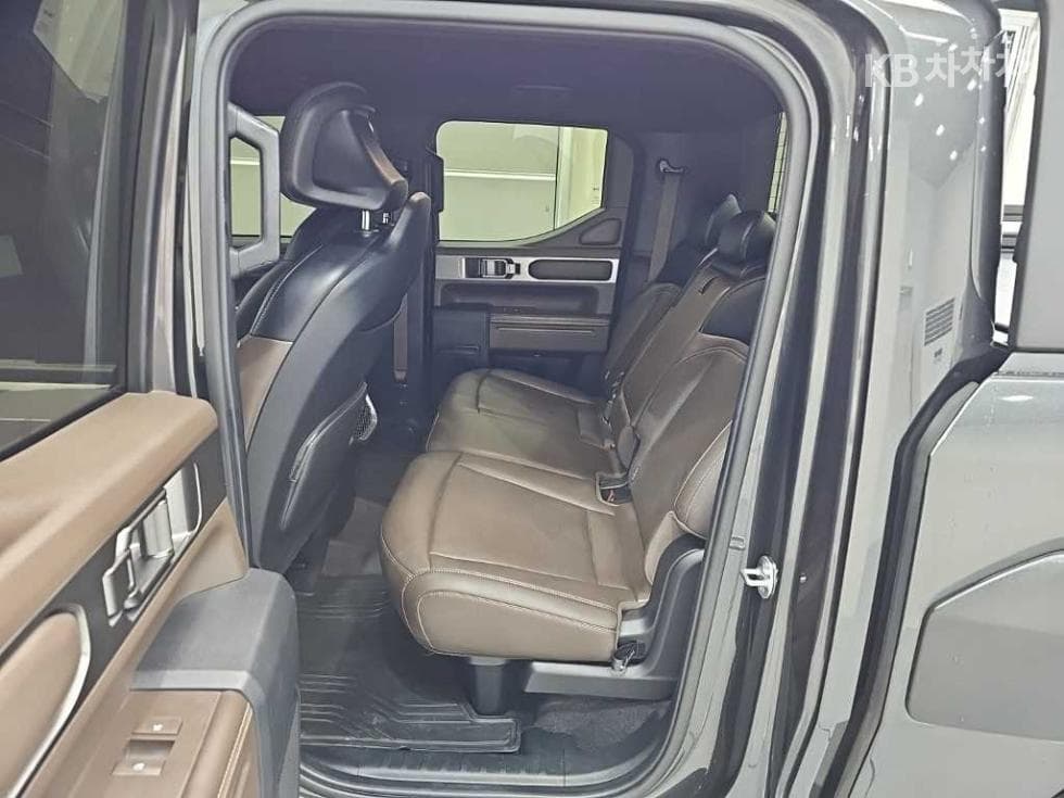 Kia TasmanG2.5 T-GDI 4WD 어드벤처 - 12