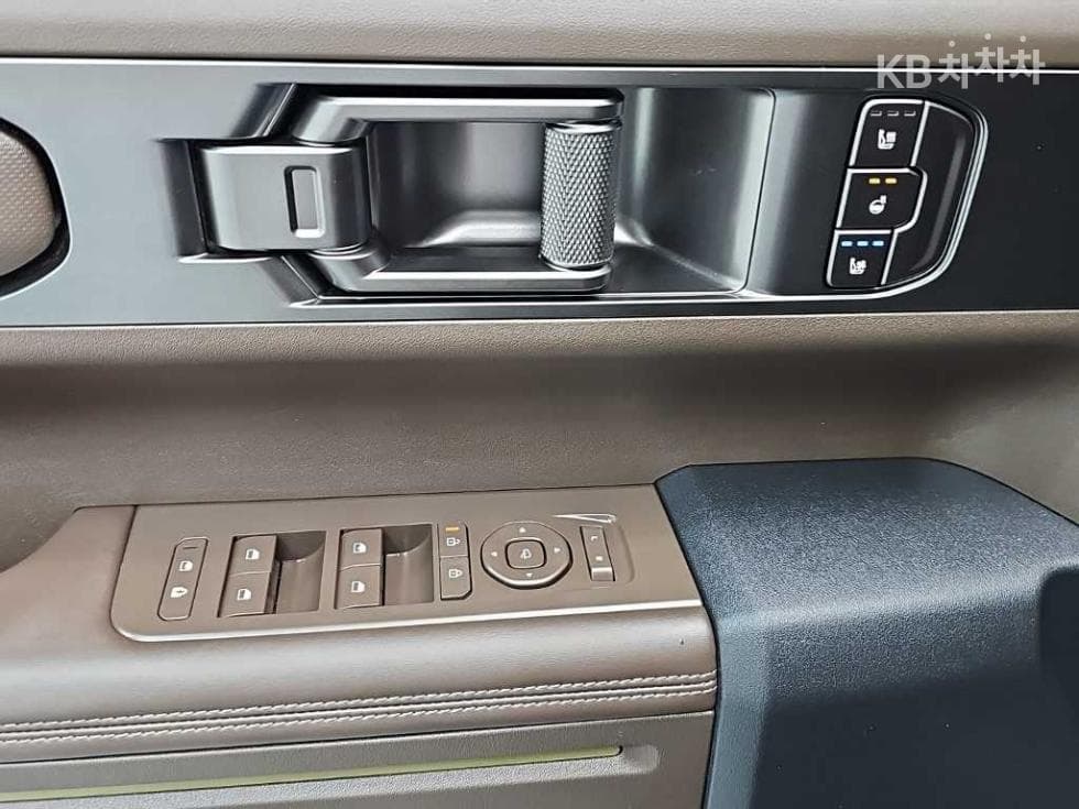 Kia TasmanG2.5 T-GDI 4WD 어드벤처 - 17