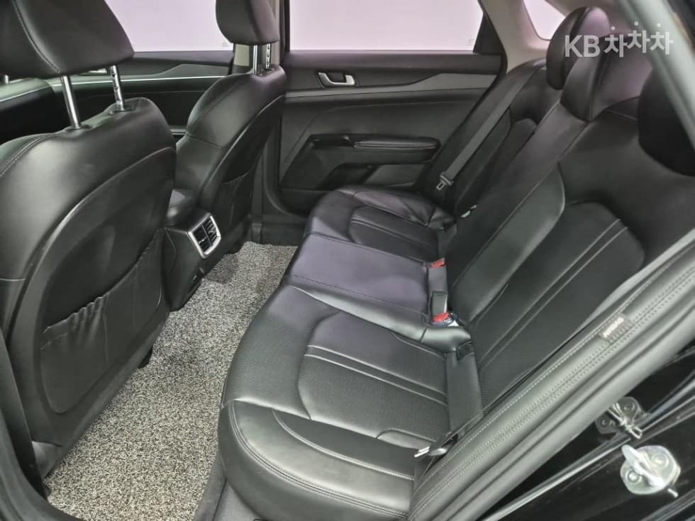 Kia K5 3rd Gen2.0 Gasoline Prestige - 16