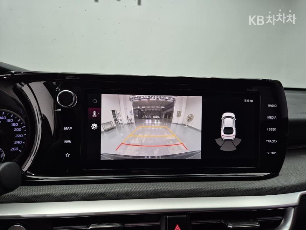 Kia K5 3rd Gen2.0 Gasoline Prestige - 11