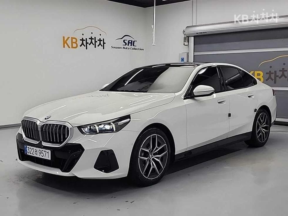 BMW Нов5 Серия(G60) 520i M Sport - Image 1