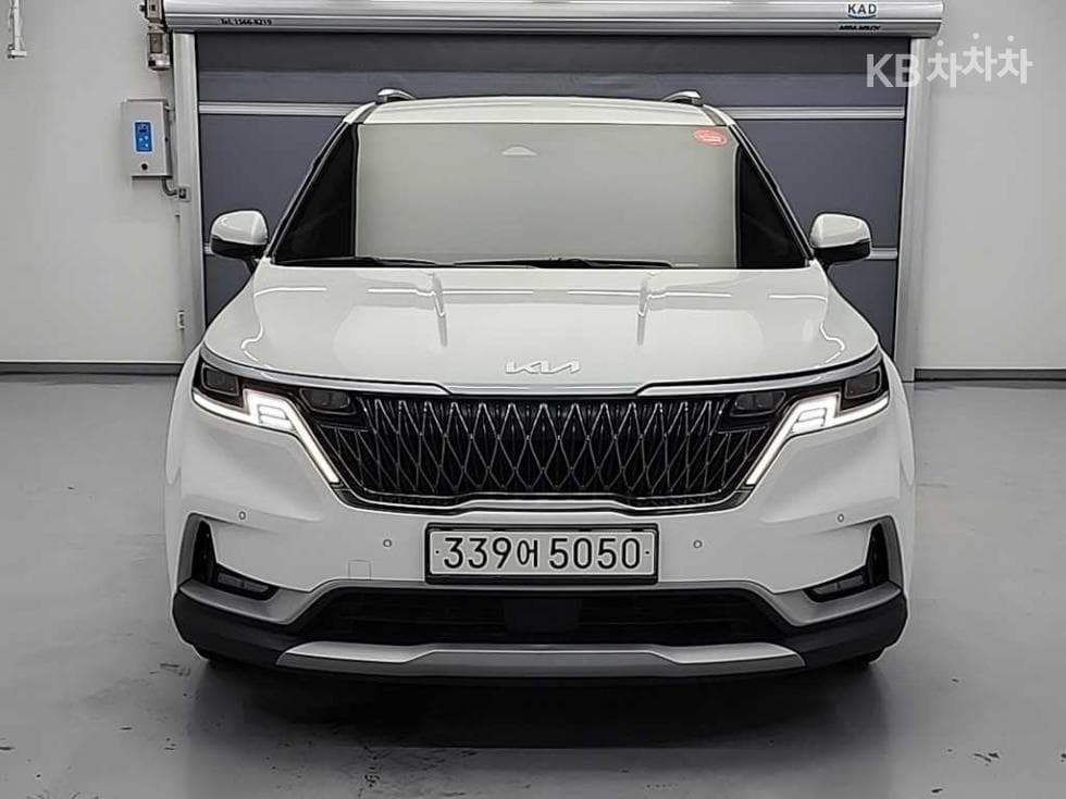 Kia Carnival 4th generationG3.5 GDI 9-seater Prestige - 2