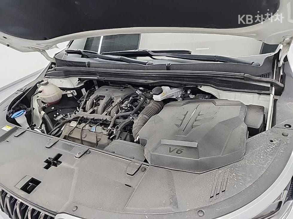 Kia Carnival 4th generationG3.5 GDI 9-seater Prestige - 5