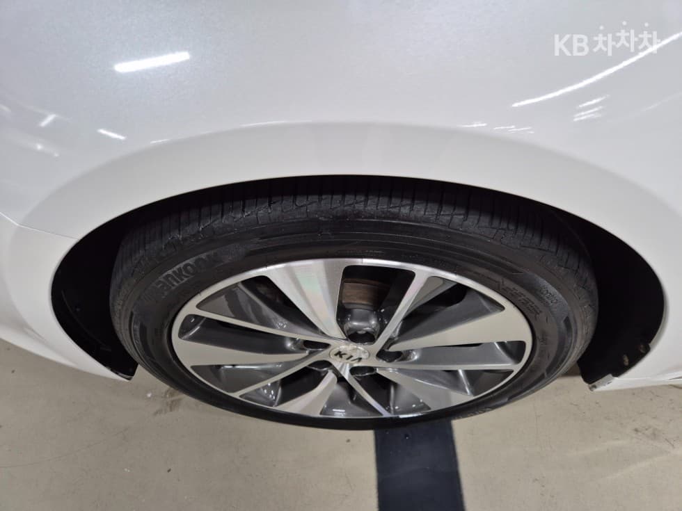 Киа K5 Второ поколение1.6 Турбо Бензин SX Noblesse - 19