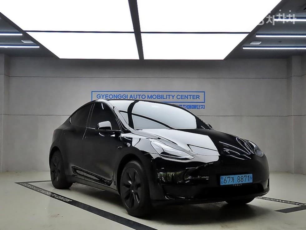 테슬라 Model Y RWD Стандартен - Image 1