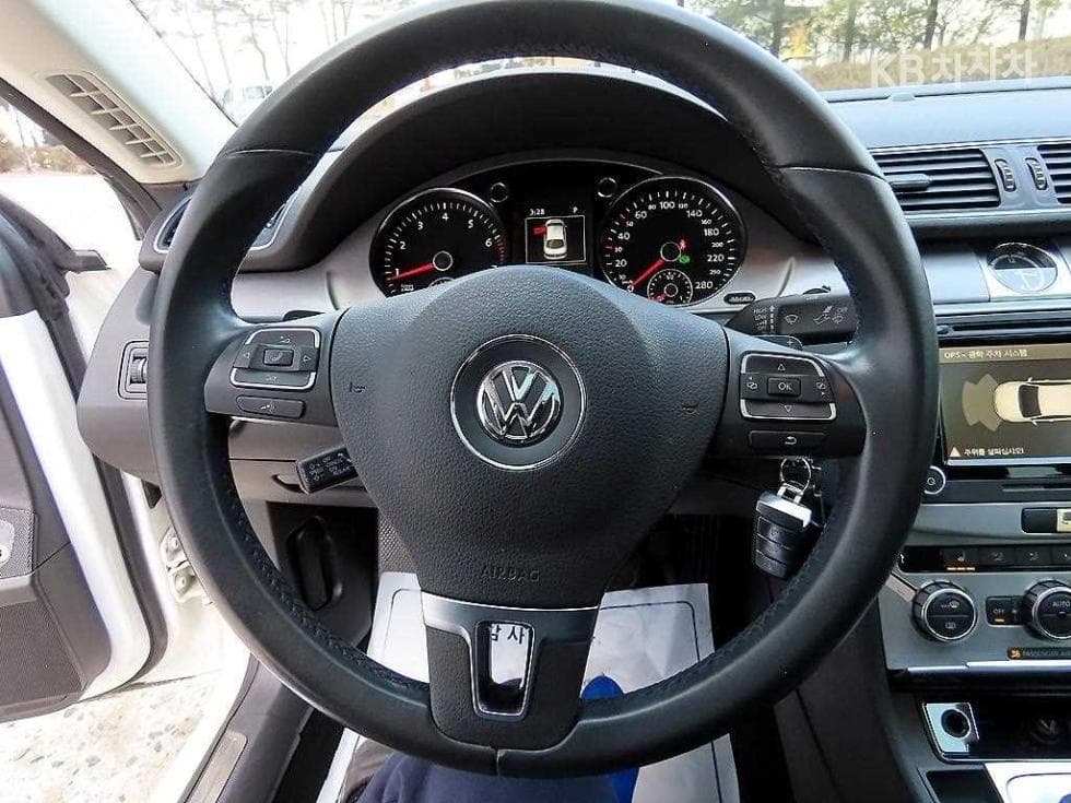 Volkswagen New CC2.0 Turbocharged Stratified Injection (VW) - 8