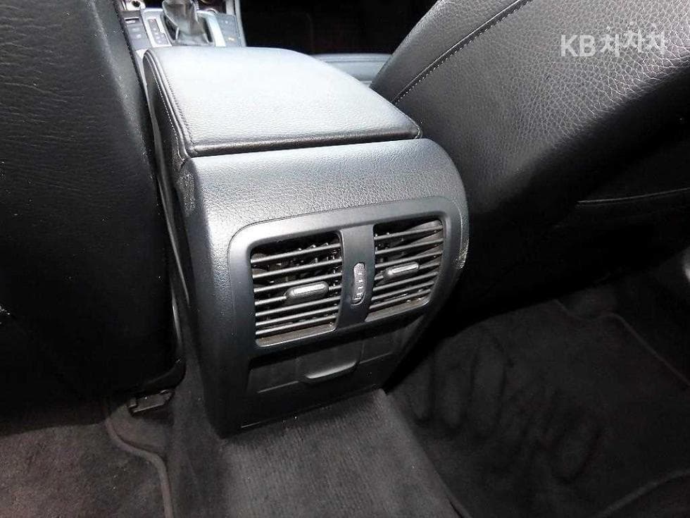 Volkswagen New CC2.0 Turbocharged Stratified Injection (VW) - 16