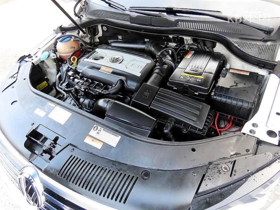 Volkswagen New CC2.0 Turbocharged Stratified Injection (VW) - 18