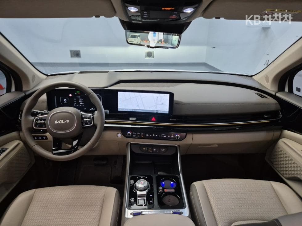 Kia The New (facelift) Carnival Hybrid 4th generationHigh Limousine (Carnival) 1.6 HEV 7-seater (Limousine) Signature - 7