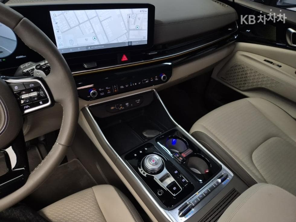 Kia The New (facelift) Carnival Hybrid 4th generationHigh Limousine (Carnival) 1.6 HEV 7-seater (Limousine) Signature - 10