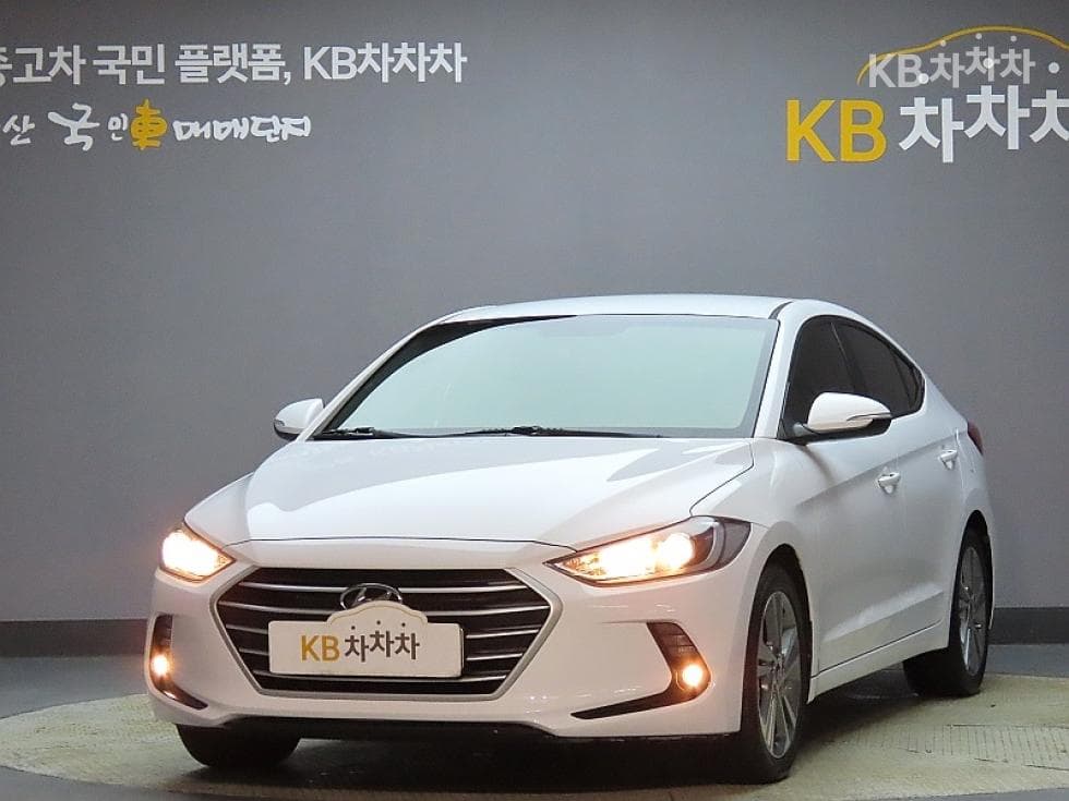 Hyundai Avante (Elantra)AD 1.6 GDi Value Plus - Image 1