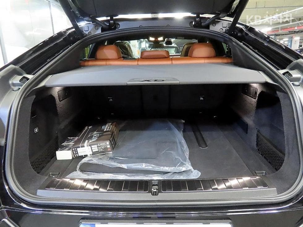 BMW X6(G06)M60i xDrive Стандартен - 16