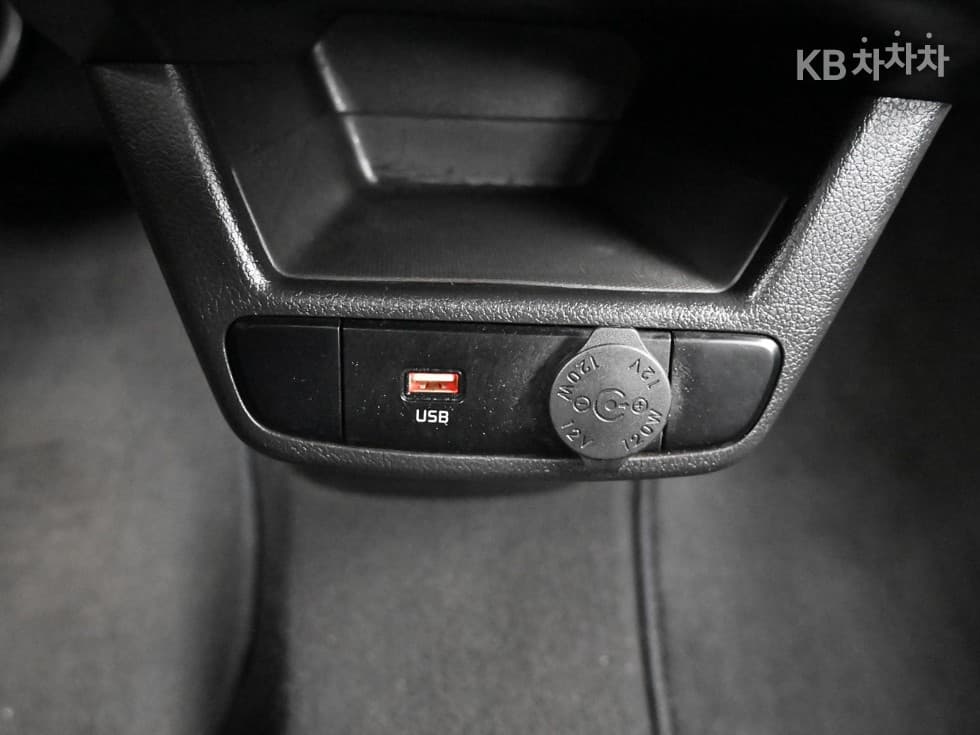 Киа The New (фейслифт) Рей (ван) Ван1.0 Бензин Ван 2-местен Стандартен - 22