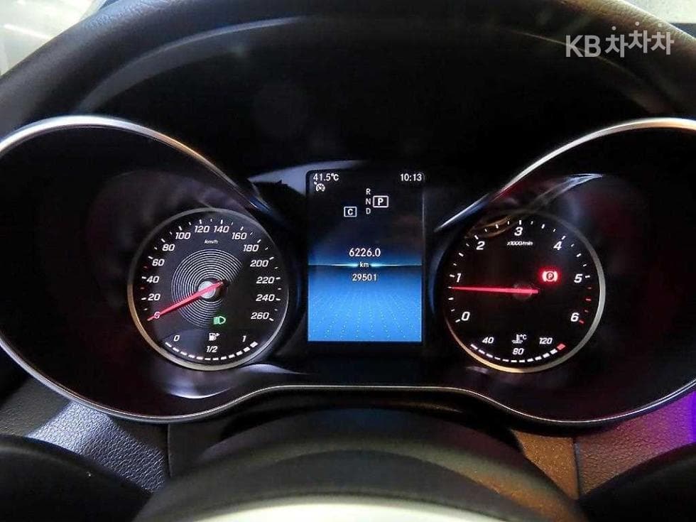Mercedes-Benz The New (фейслифт) C-КласC200 4Matic AMG Line - 9