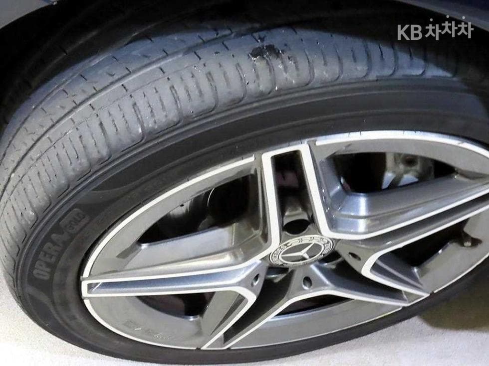 Mercedes-Benz The New (фейслифт) C-КласC200 4Matic AMG Line - 20