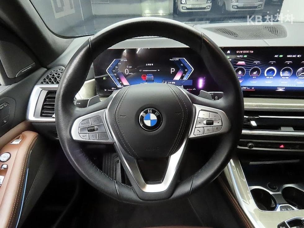 BMW X7(G07)xDrive 40i 디자Местен퓨어 Ексел런스 7-местен (Лимузин) - 7
