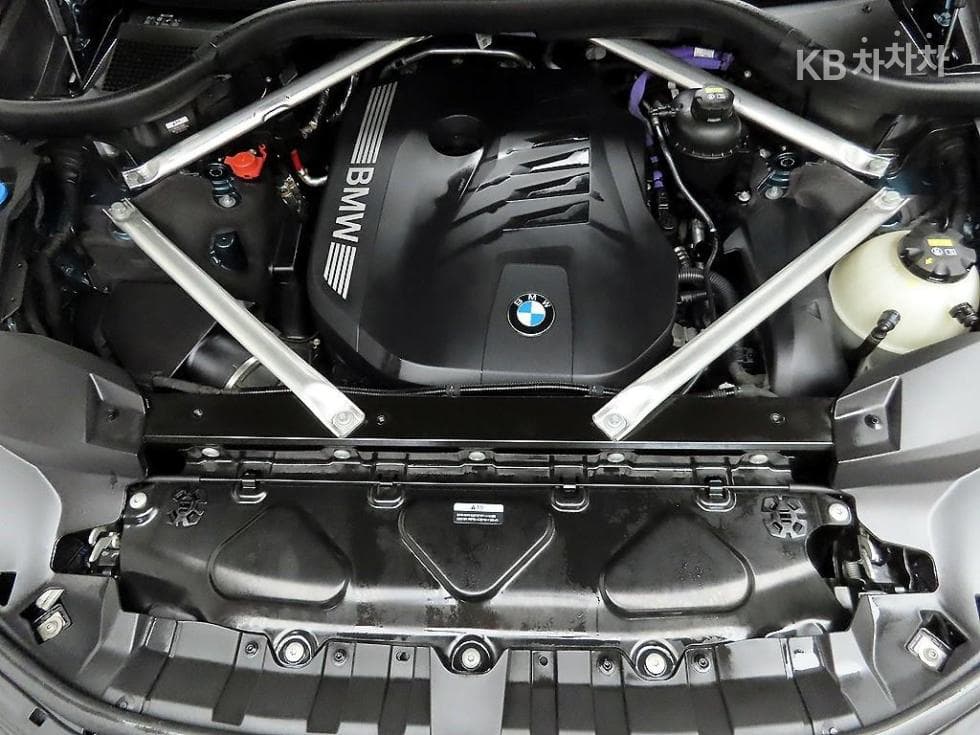 BMW X7(G07)xDrive 40i 디자Местен퓨어 Ексел런스 7-местен (Лимузин) - 20
