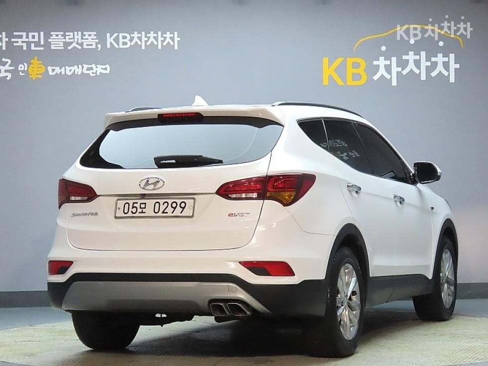Hyundai Santa Fe The PrimeDiesel Hyundai R-engine 2.0 diesel 2WD 5-seater Premium - 2