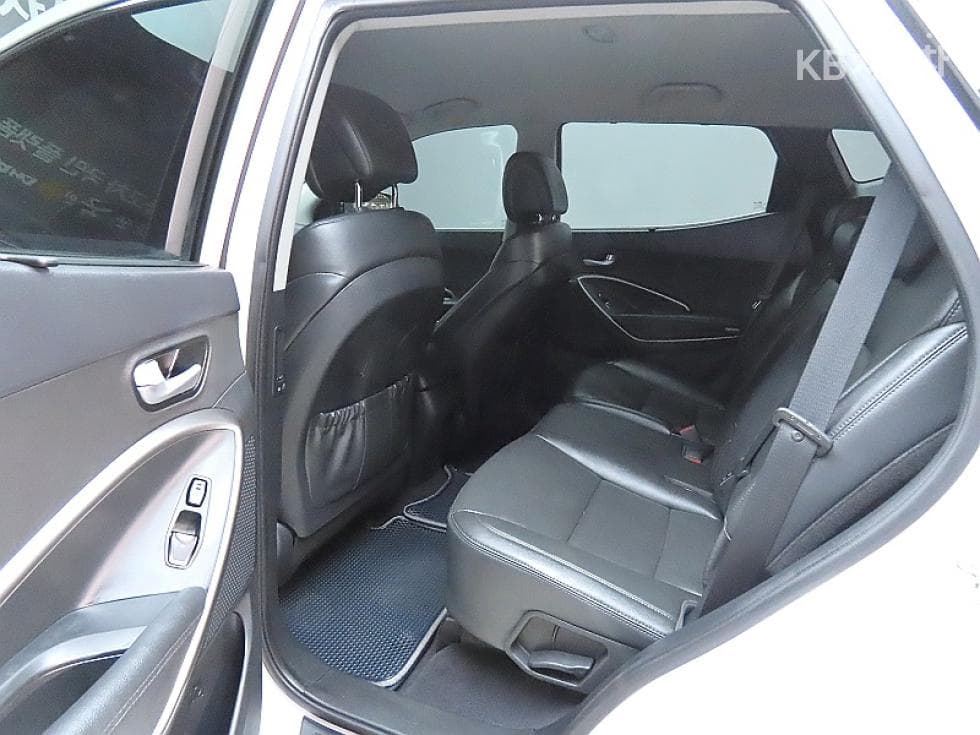 Hyundai Santa Fe The PrimeDiesel Hyundai R-engine 2.0 diesel 2WD 5-seater Premium - 11