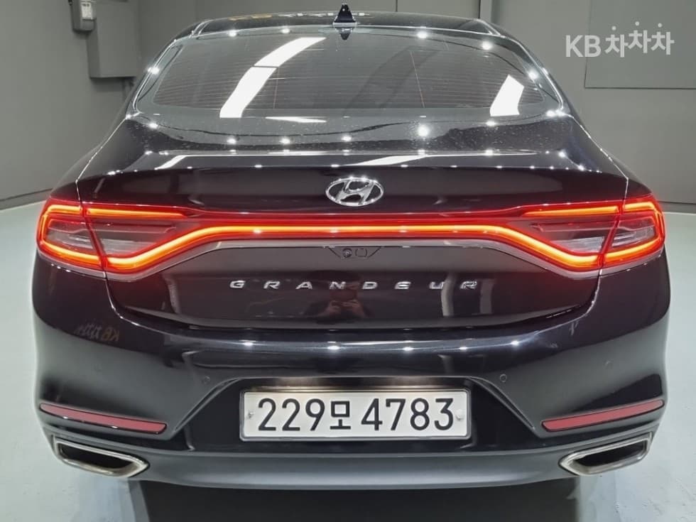 Hyundai Grandeur (Azera)IG2.4 Premium Standard - 3