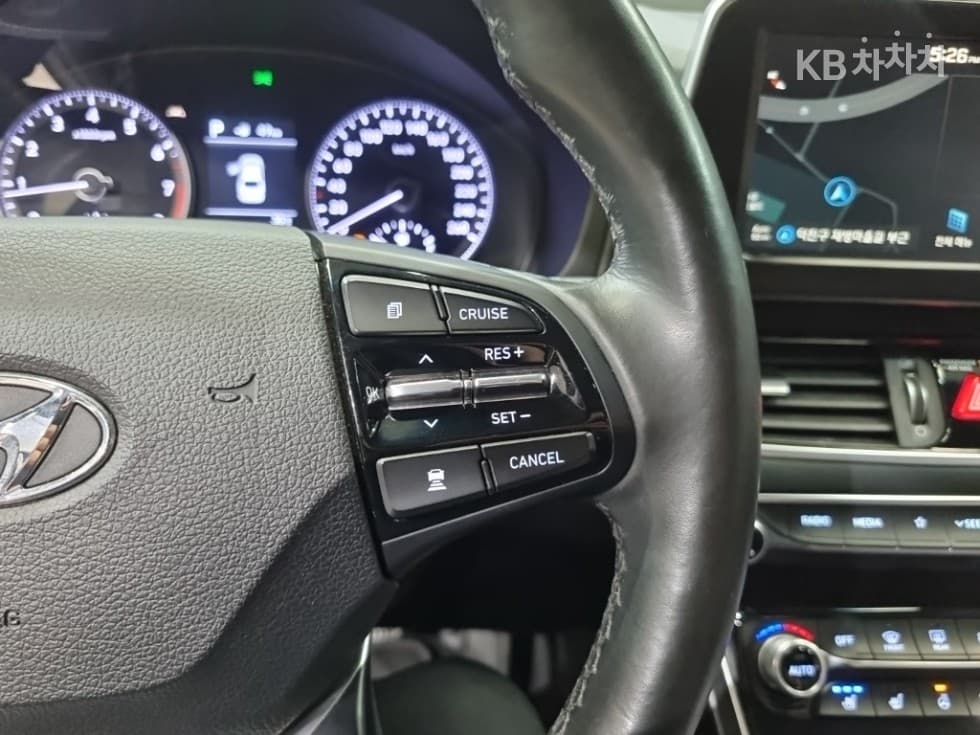 Hyundai Grandeur (Azera)IG2.4 Premium Standard - 15