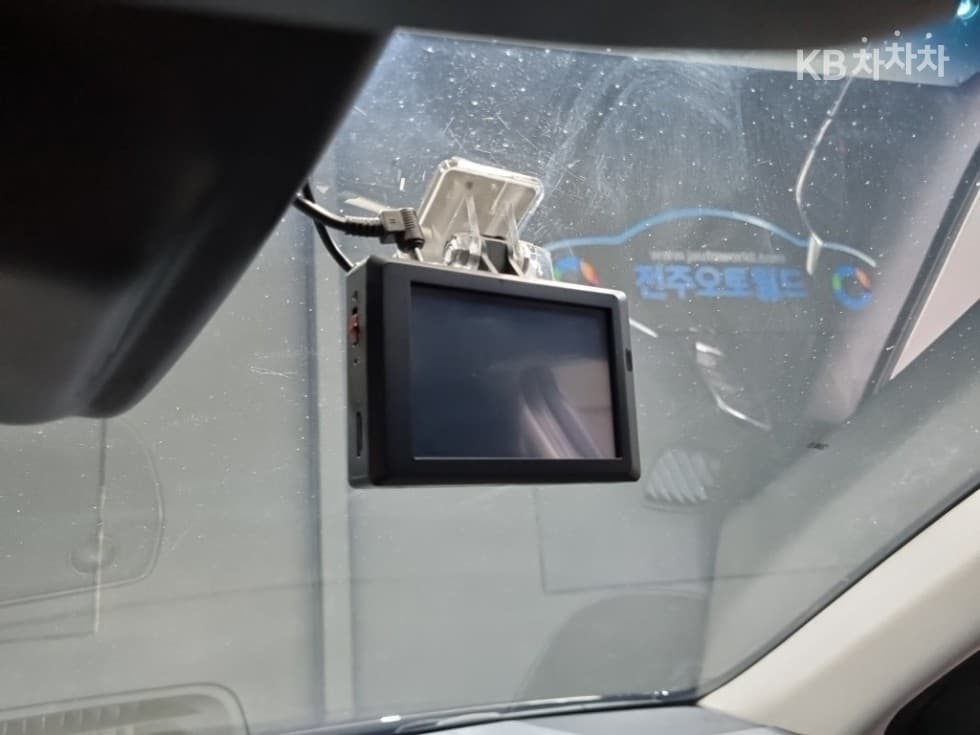 Hyundai Grandeur (Azera)IG2.4 Premium Standard - 21