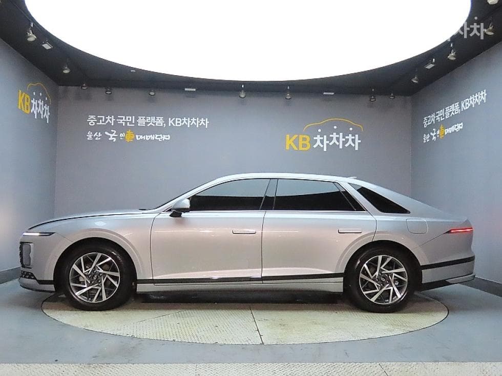 Hyundai The All New Grandeur (Azera) Hybrid1.6 Turbo Gasoline Exclusive - 5