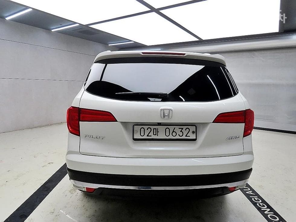 혼다 파일럿(3-토 поколение)3.5 V6 4x4 Стандартен - 3