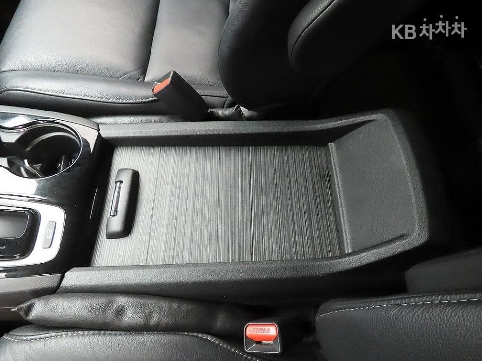 혼다 파일럿(3-토 поколение)3.5 V6 4x4 Стандартен - 13