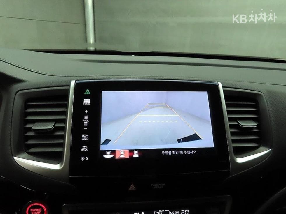 혼다 파일럿(3-토 поколение)3.5 V6 4x4 Стандартен - 15